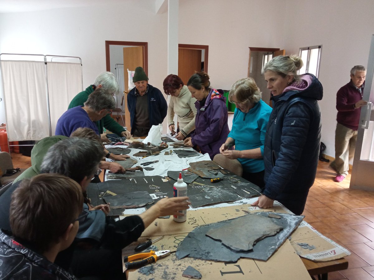 #cambron #ayuntamientocaminomorisco
Actividad del pasado domingo #LasHurdes 
 #CuidatuPuebloMejoratuEntorno
#lashurdespaisajeculturalunesco
#ElLagardeCambron
#apartamentosprunusavium
#centrodeinterpretaciondelaguaymedioambientedelsahurdes
#TurismoCaceres
#diputaciondecaceres