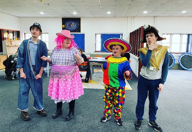 DcStudies's tweet photo. Learning for Life students had fun exploring @performingarts_dc wardrobe space. 

They chose their own outfits and performed a routine. 

#learningforlife #communication #confidencebuilding #wearederwen https://t.co/GZle0M0D1N