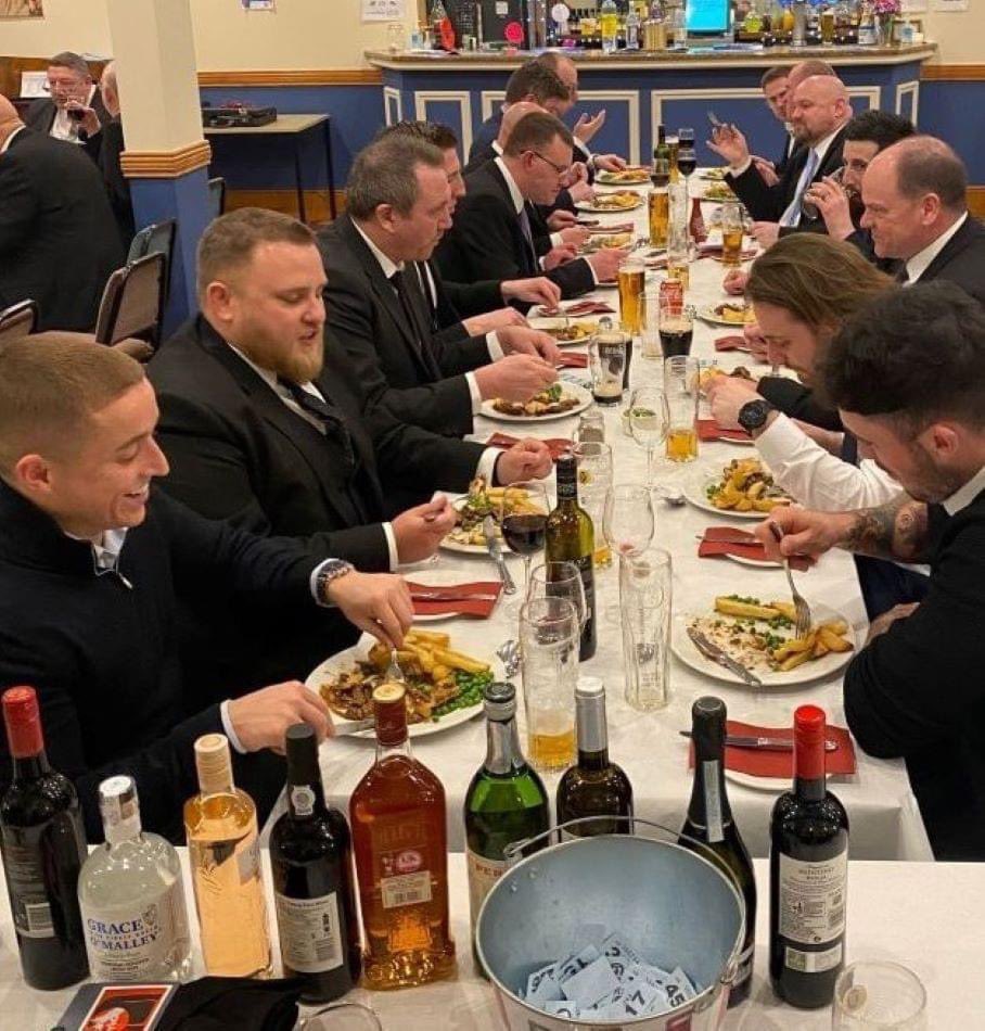 NWFreemasons's tweet photo. Llannerch Lodge No: 9056 recently held a White Table at Caergwrle Masonic Hall. 54 members and guests sat down to dine with 20 potential new members from around Group 7. An excellent evening was had by all with a bumper raffle of £600
Well done Llannerch Lodge. #Freemasons https://t.co/zr2mHHh95j