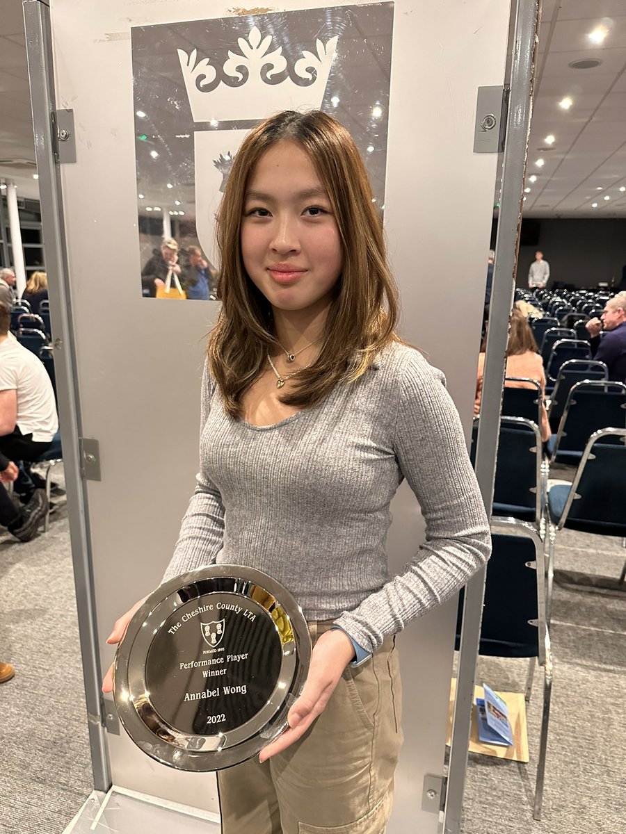Anne Wong tweet media