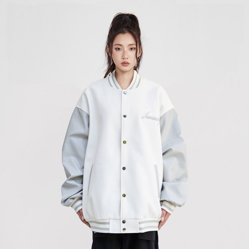 Killwinnerclub's tweet image. #varsityjacket 🔥🔥🔥
New arrivals:unisex wear #baseballjacket 
Big embroidery pattern on the back
#streetstyle and #schoolstyle wear.
#jacket #fyp #newsale #menjackets #SALE