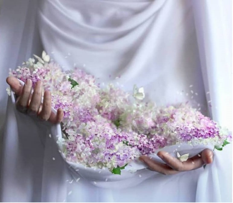 The position of women in Islam is so high that God has placed a woman named Fatima in the position of management and planning,and her first creation, before the creation of heaven and earth and everything that existswas the light of the noble lady #Fatima

#internationalwomensday
