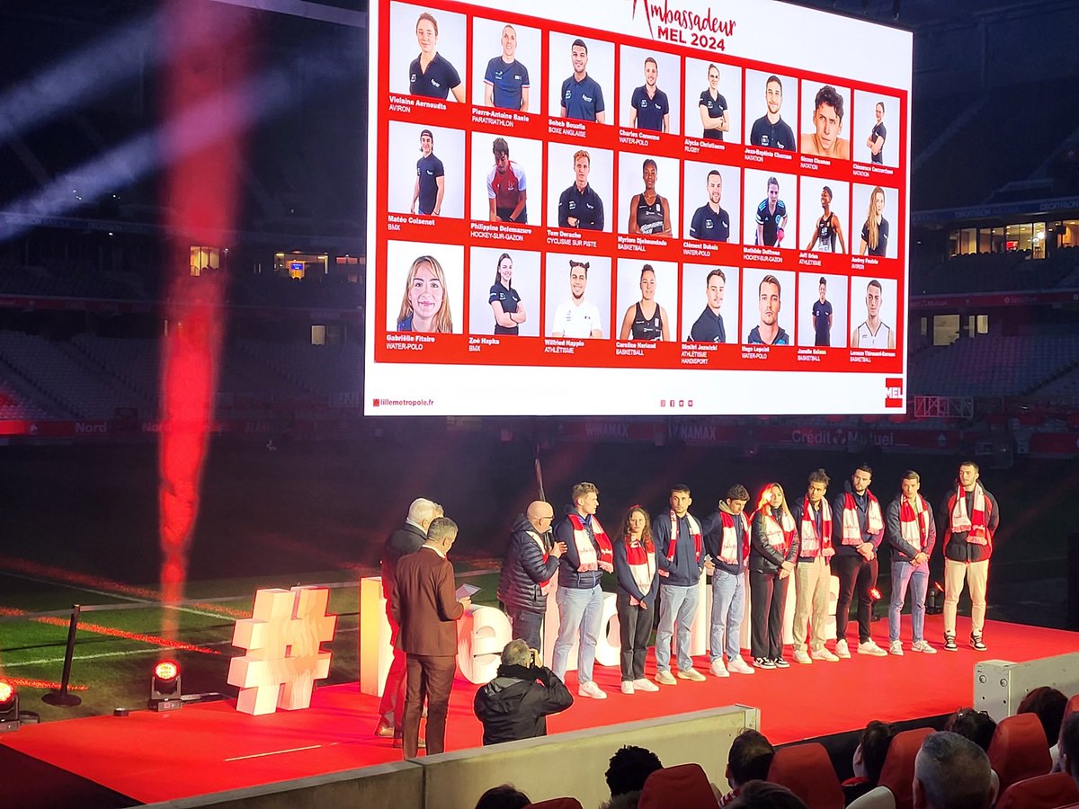 MatCorbillon's tweet image. ✅️Félicitations aux équipes d'@Hello_Lille pr l'organisation de cette 3ème Soirée des #Ambassadeurs! 
➡️1200 Ambassadeurs(drices) pour faire rayonner cet incroyable territoire @MEL_Lille #HelloExcellence
@Euralimentaire @Eurasante @euratechnologie @plaineimages @EuraMaterials