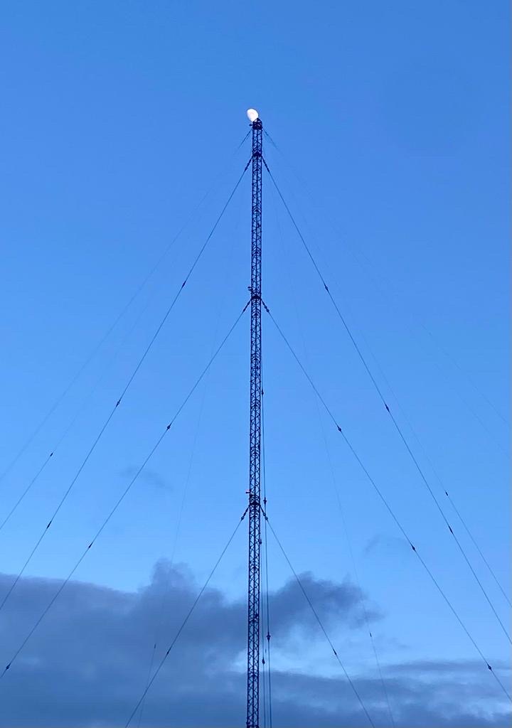 Marking tonight's full moon in the UK, we're sharing this fantastic photo from our field team of a late January moon above one of our masts at Burghead, Moray.
#infrastucture #radio #moononastick
