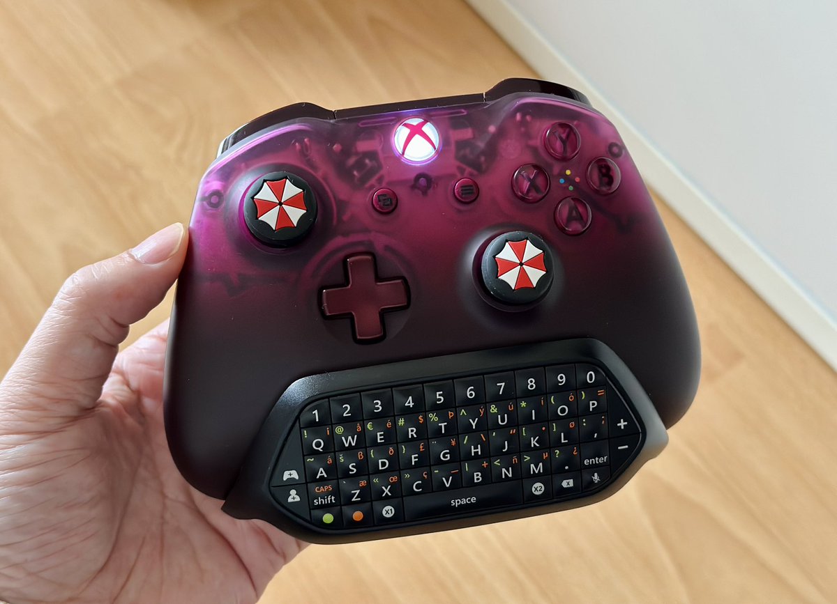 xmilu2's tweet photo. GPD WIN4 ⚠️ RESIDENT EVIL

#GPDWIN4 https://t.co/wqWb59tw5S