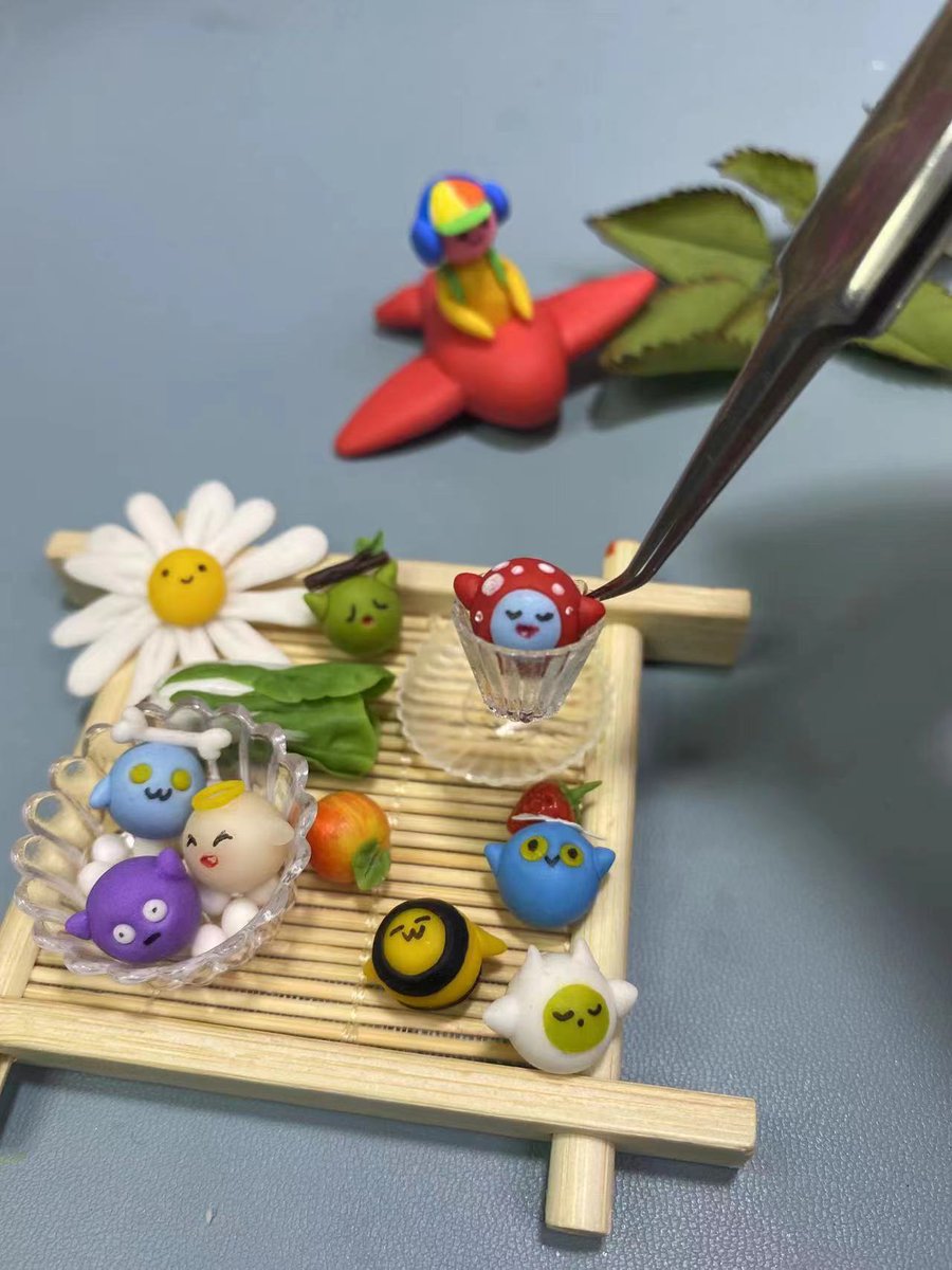 Michell50673037's tweet photo. I am a handicraft enthusiast and like to make some cute pollens, especially pollen himself in the small plane. enjoying the moment.
Handwork, like your art, is the pleasure of enjoying beauty.
@ArtPetio https://t.co/Q9dSWhx3Ix