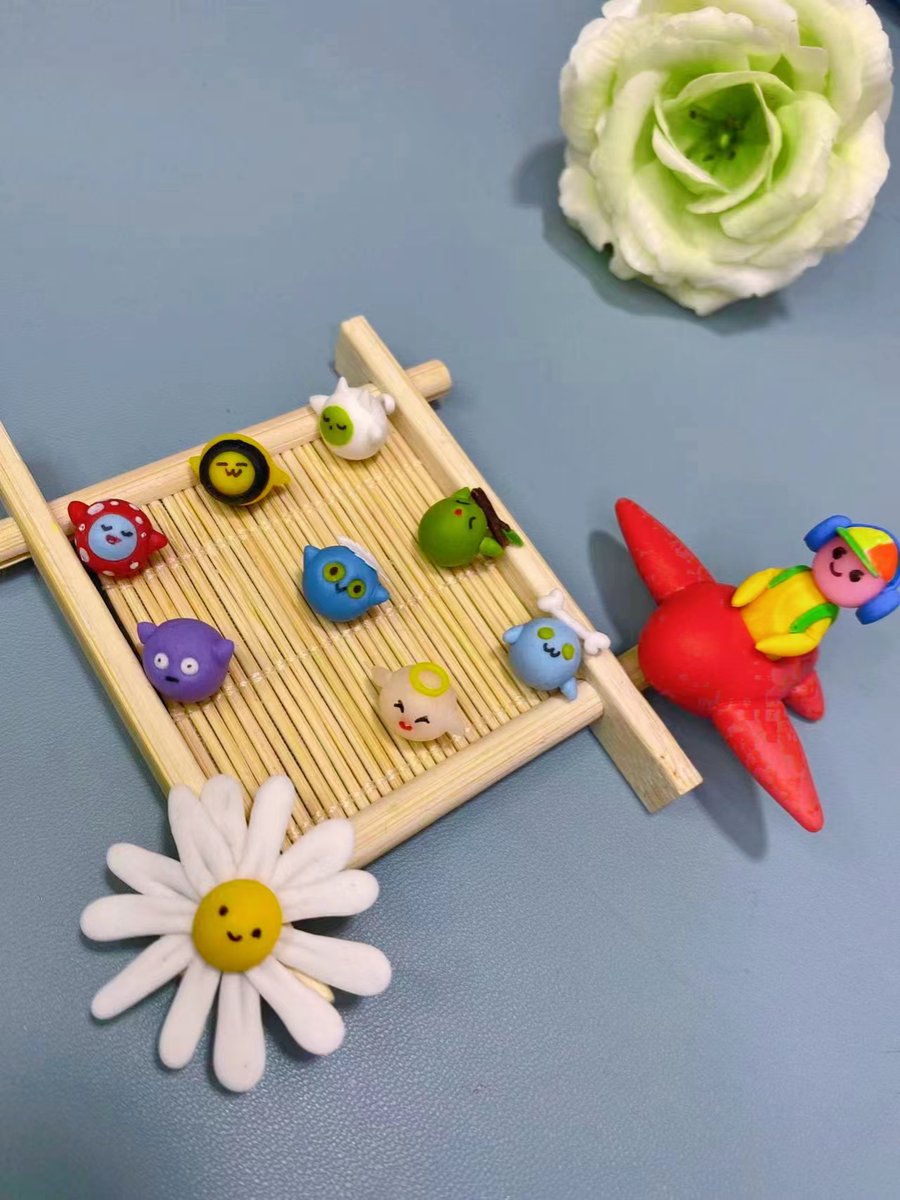 Michell50673037's tweet photo. I am a handicraft enthusiast and like to make some cute pollens, especially pollen himself in the small plane. enjoying the moment.
Handwork, like your art, is the pleasure of enjoying beauty.
@ArtPetio https://t.co/Q9dSWhx3Ix