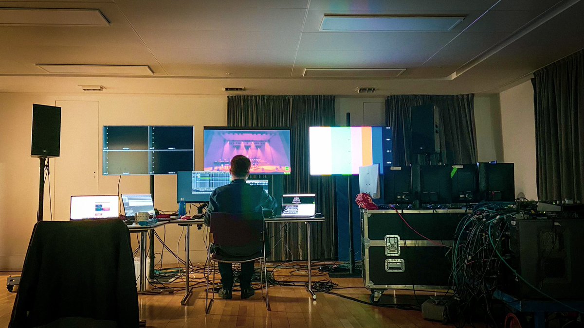 jonmarmstrong's tweet photo. So what do you need? Besides a miracle.
Screens. Lots of screens.
Final stretch of pre-vis ahead of #orchestram @BarbicanCentre on Saturday.
-
#orchestral #dnb #ramrecords #lightingdesign #lightingdesigner #concertlighting #lichtdesign https://t.co/8PfEnsb1w2