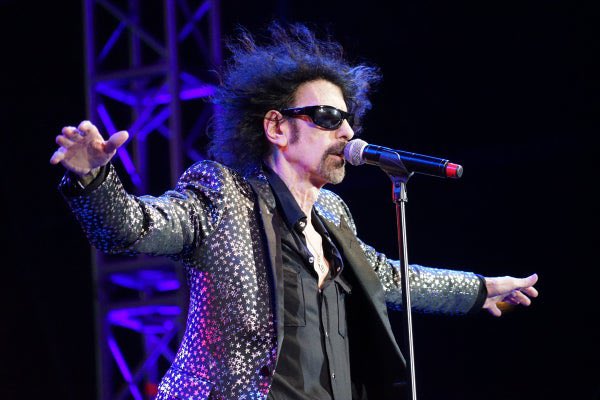 Happy Birthday to The Woofa Goofa With The Green Teeth, Mr. Peter Wolf! 