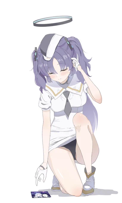 お疲れさまです先生。まだ作戦中とはいえ、ちゃんと計画的に休み取っていますか?もう…先生の体調管理できるの、私くらいなんですから…。あれ、何か落ちましたよ?#ブルアカ #ユウカ 