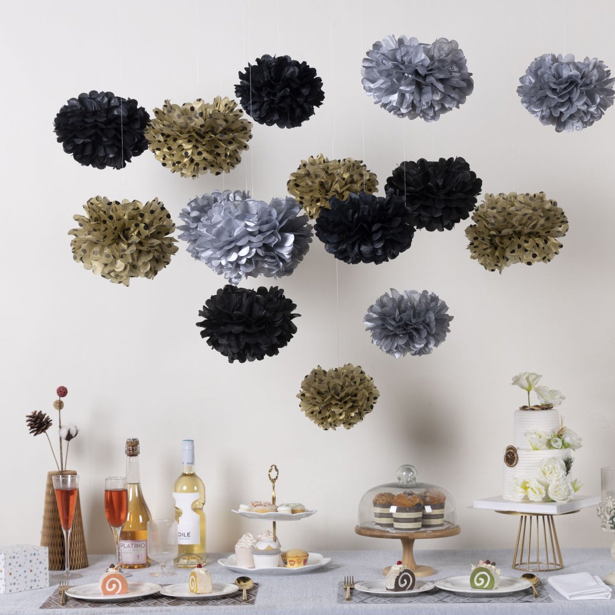 sunbeautyparty_'s tweet image. This set is made of high quality wood pulp, safe, environment-friendly and reusable. Pompoms high-quality silk paper has better effect after being expanded. 

.
.
.
.
.
#paperdecorations #partydecorations #paperdecor #pompoms #tissueflower #tissuepompoms #bulkbuydecorations