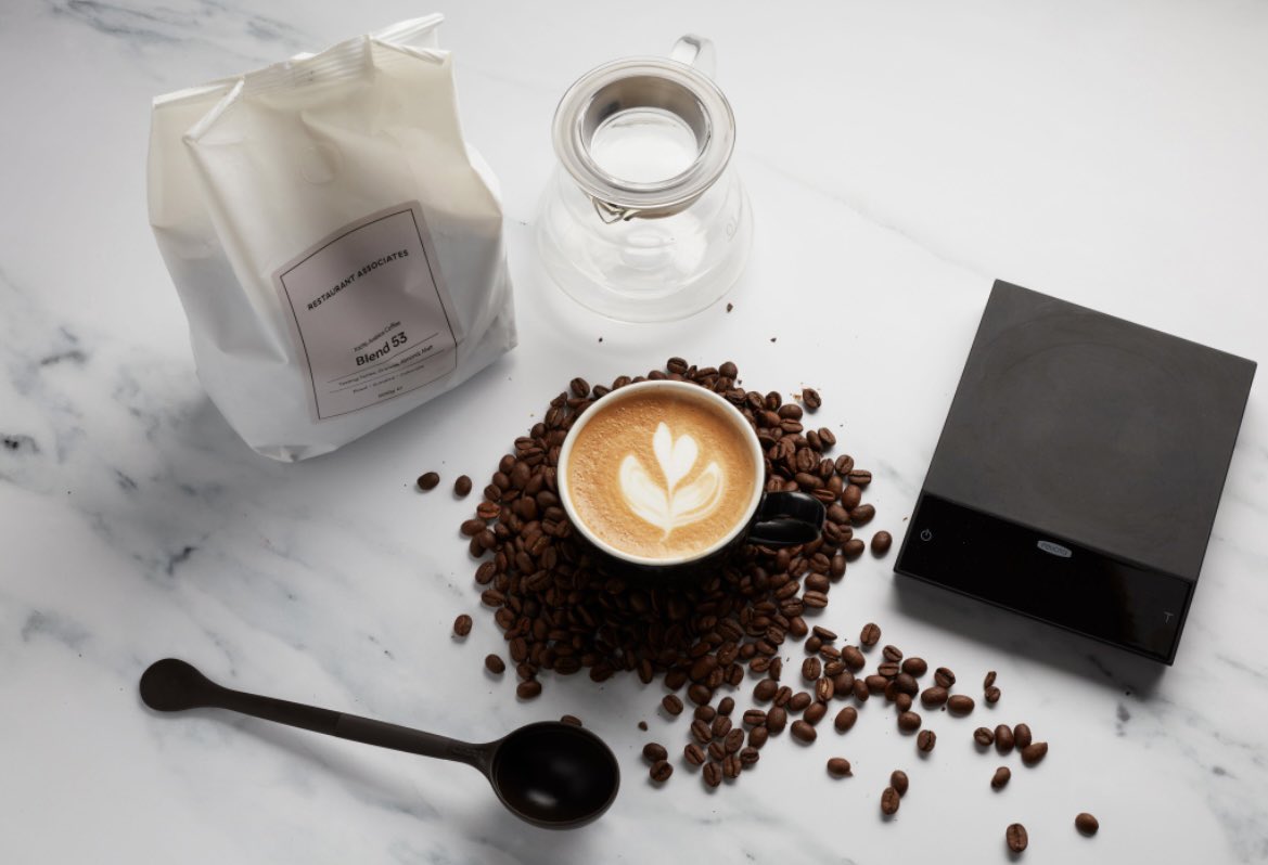 Rest_Associates's tweet image. Sourcing #coffee direct from farmers or through established trading companies Restaurant Associates #Blend 53 is 100% Arabica coffee.

Every cup you drink is 100% #speciality grade, quality-checked, and roasted fresh for your order.