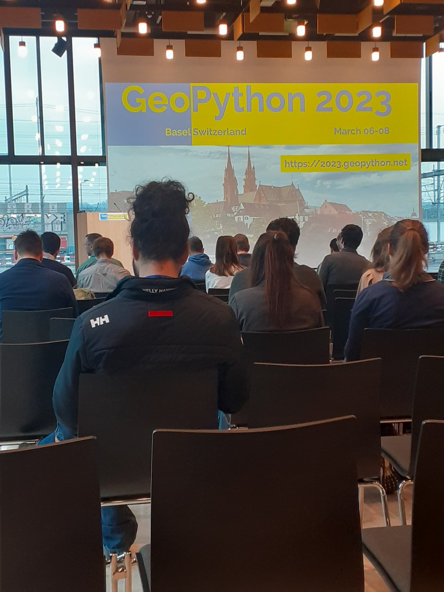 MSc_CDE's tweet image. Proud to see our #student Lisah presenting #research at #GeoPython 2023. Revolutionizing Demography with AI’s Deep Learning: Using Python to Estimate Population Dynamics #artificialintelligence #Copernicus #DigitalEarth #GeoDataScience #MSc #PLUS #UBS #WomeninCopernicus
