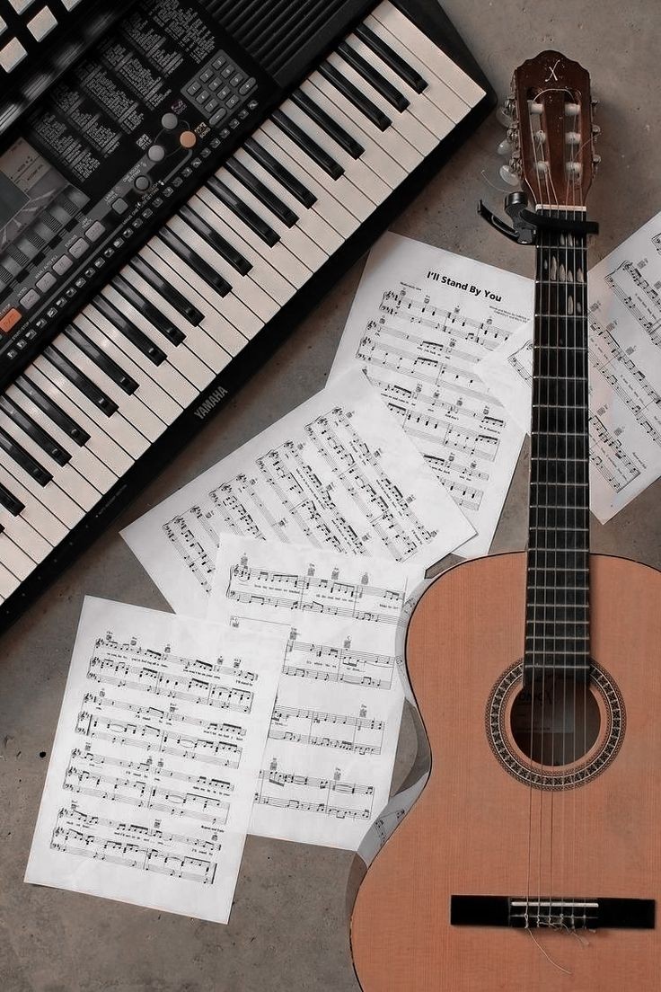 mkrl_abna89's tweet photo. Llego el momento del arduo trabajo y de magullarse los dedos tocando.... 🎹 🎸 https://t.co/5jvlSPUiV2