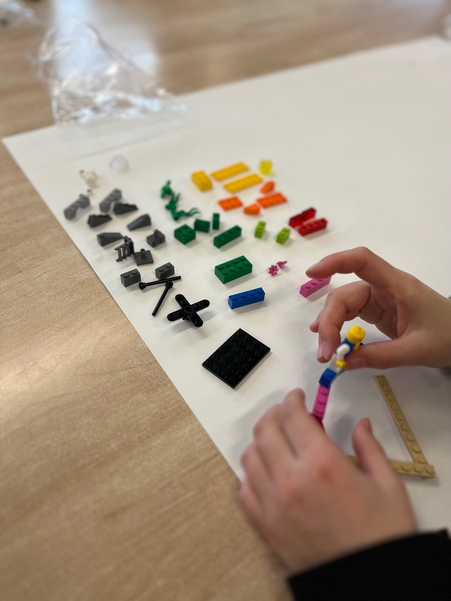 stem_net's tweet photo. We had a fantastic launch yesterday of the new Innovation Challenge @ThorpAcademy . Claire Willis from @RTCNorth  led a session/delivered a wonderful workshop on design development. Terry McStea ran a team building hour using the LEGO Serious Play methodology. #stem #steminaction https://t.co/dNPQfqv5ae