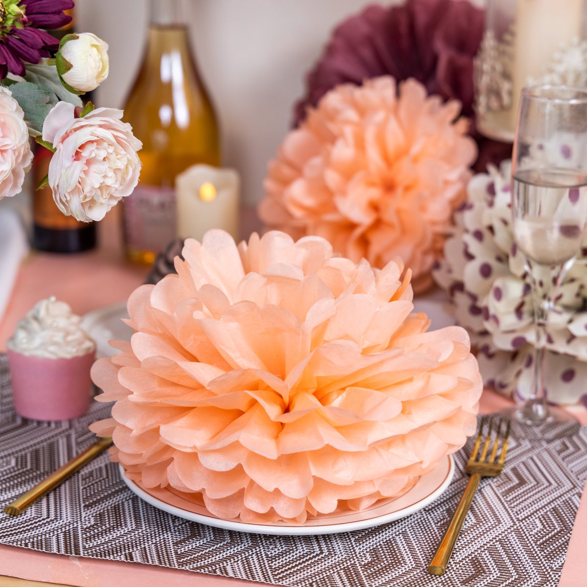 sunbeautyparty_'s tweet image. This set is made of high quality wood pulp, which is safe and environmentally friendly and can be reused. Excellent quality tissue paper pom pom will have better effect after expansion. 

.
.
.
.
.
#paperdecorations #partydecorations #paperdecor #partydecor #tissuepompoms