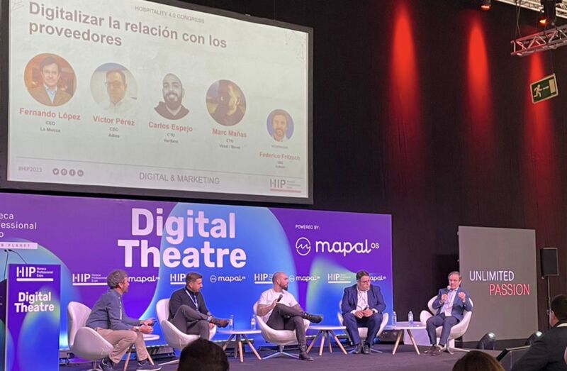 ADISSInforma's tweet photo. ➡️Ayer, nuestro CEO, @VictorAdiss participó en  la mesa debate celebrada en #HIP2023 
🗣️ "Después de un proceso de atomización, se sucede uno de concentración. Se crearán estándares que permitan interconectar más fácilmente".
¡Seguimos! 💪💪
#digitalización
@GStock_es https://t.co/xmc3oVXID4