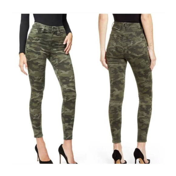 Kimbeme12461's tweet photo. So good I had to share! Check out all the items I'm loving on @Poshmarkapp from @janee42476 #poshmark #fashion #style #shopmycloset #closed #goodamerican #altardstate: https://t.co/FZSwy8848Y https://t.co/R6f9jvpldA