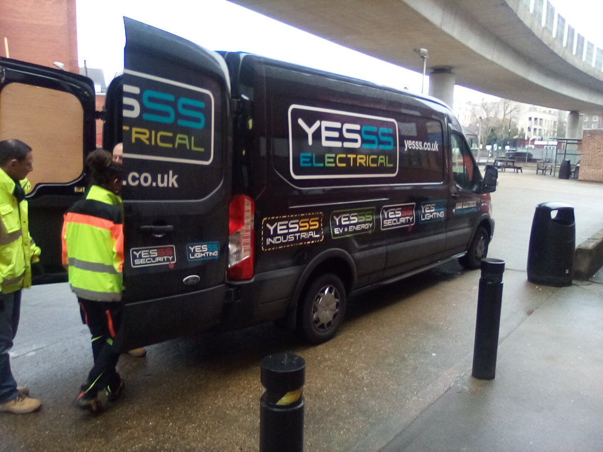 bobnoseda1's tweet photo. Andy from @YESSSElectrical delivering the materials for tomorrow's All-Female Plumbing &amp; Electrical competitions at Lewisham College with Dan &amp; Nella @construction_lc @Bres1982 https://t.co/GaYBnpSGdv