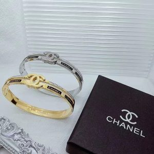YChinastore's tweet photo. Fashion bracelet with best price . #bracelets #jewellery #jewelrytrends #jewelryaddict https://t.co/mn9hnx0NVg