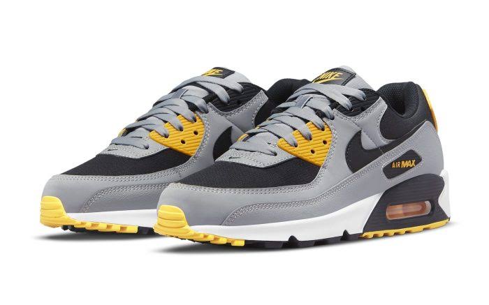 Kicks_Culture_'s tweet photo. Nike Air Max '90' Batman 🦇
The best, authentic editions you'll get.
Going at 4000/=
Sizes 37-45.
Colors : Black, white, Grey.
Pre-book today, call 0741050118.
#kicks #kicksculture #KiburiFC #Matiangi #Revenge #Kisii #FormOne https://t.co/GK3vngYq70