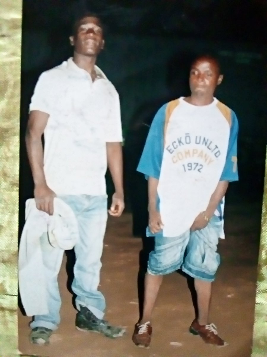 MussaTito12's tweet photo. 2007 sikuwa mshamba Sana ujana unamengi https://t.co/q2DplnQNX2