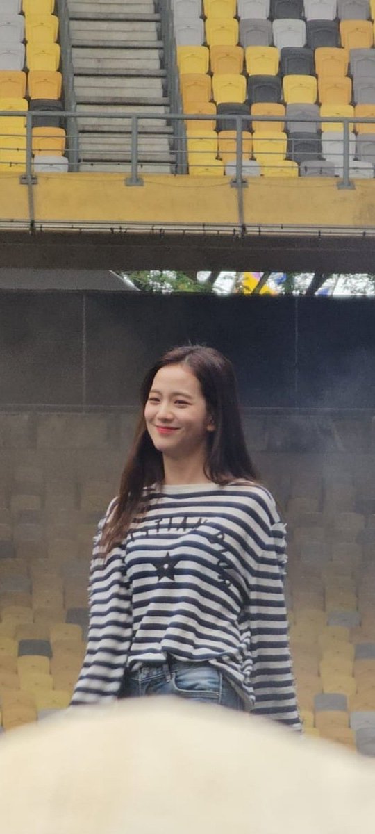 ArfhBp's tweet photo. JISOO WALLPAPER
🖤💓
#bpupdated
#BlackpinkJISOO
#blackpinkwallaper
#ArfhBp https://t.co/AMSFDw3hyv