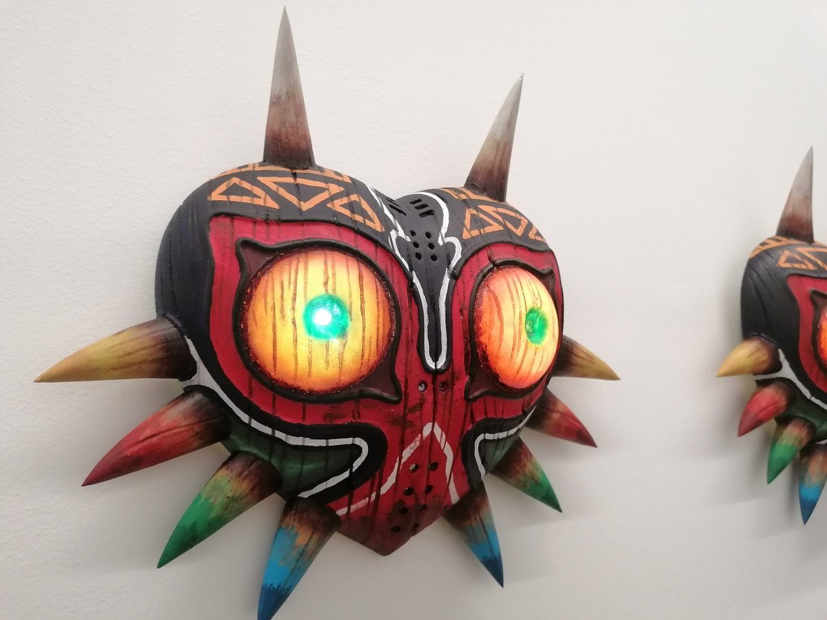 The3DHut's tweet photo. dos mascaras de majora con luz listas para sus dueños! mañana salen a su nuevo hogar 🎉✨ https://t.co/Z0INoFJbn5