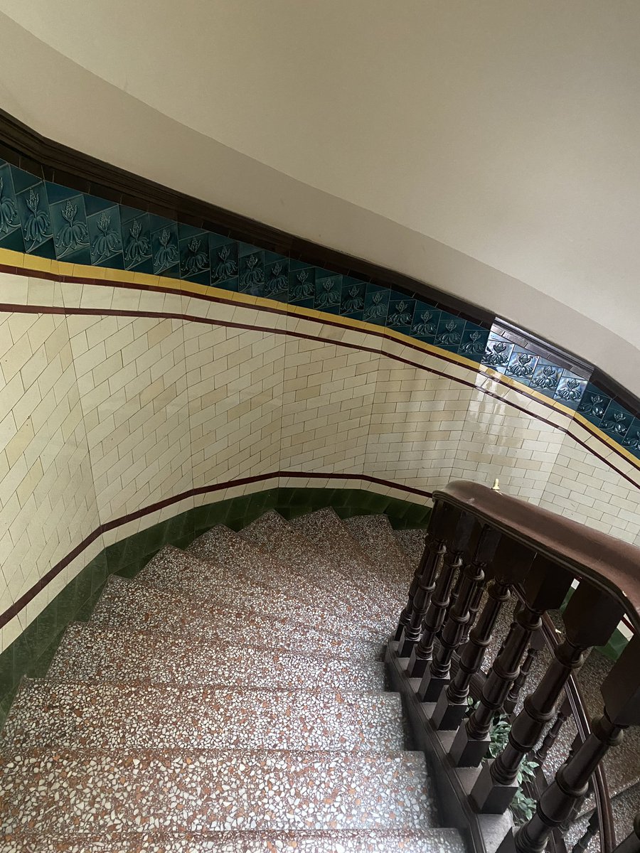 #Glasgow 

#Tenement #tiles #Scotland #Scottish #Archive #architecture #traditional #heritage #WallyClose #Tilehunt #GlasgowArchitecture #glasgowphotography #glasgowlife #scottishphotography #entrance #HiddenGlasgow #ArchitecturalPhotography #Staircase