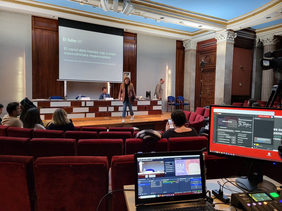 En uns moments començarà una jornada que revisa els privilegis dels homes, analitza les noves masculinitats i facilita recursos a homes i dones per implicar els homes en la lluita per la igualtat. Segueix-lo en directe #8M #AlICSiguals youtube.com/watch?v=J05-Ax…