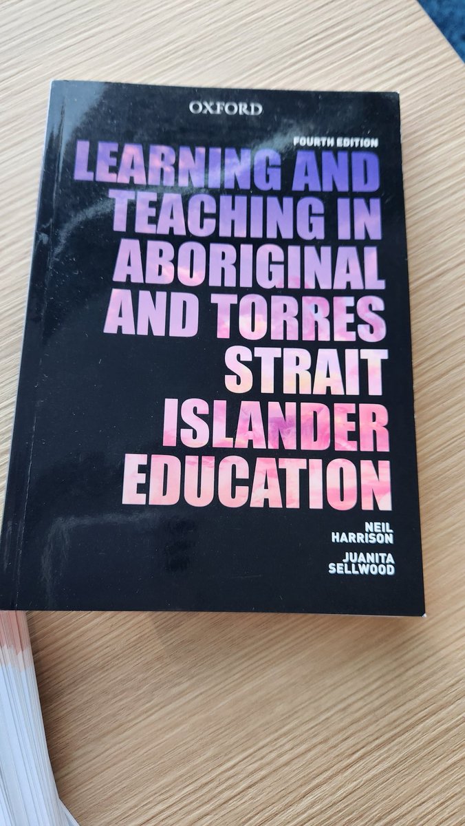 dan_bowen's tweet image. 2 great books to support learning and teaching in Australia #ausedchat