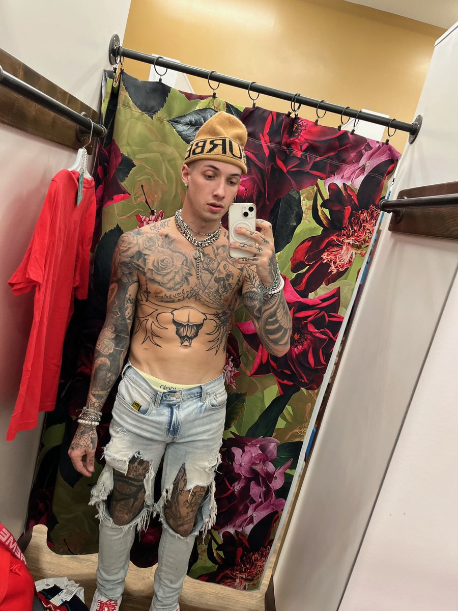 Gay and Queer Stuff 💦 ️ on Twitter "RT ixwick I could do a lot of