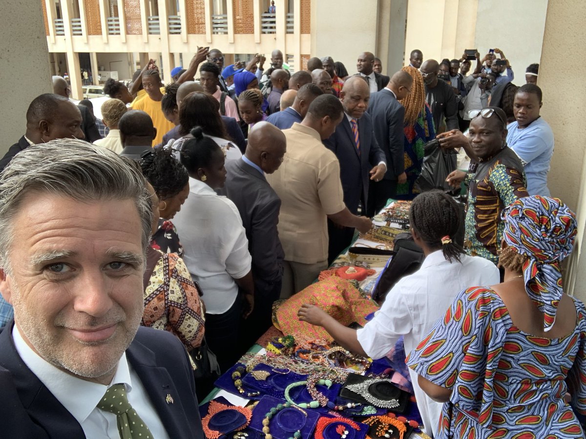 SweAmbLiberia's tweet photo. Great news for Liberia! Big launch of Liberia Investment, Finance and Trade Project LIFT-P.  Concrete action on digital payments, loans to SMEs and ease of doing business. Sweden committed partner together with World Bank and International Finance Corporation IFC. 🇱🇷🇸🇪 https://t.co/UUuaIBgvWL