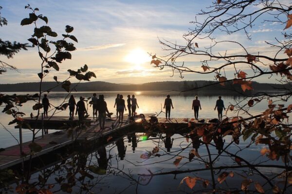 pranashanti's tweet image. Connect with nature and unplug!  The weekend includes healthy meals, cozy accommodations, saunas, walks in nature, yoga, meditation and evening symphonic sound immersions.

More details: pranashanti.com/yoga-meditatio…

#yogaretreat #springretreat #recharge @devinderkaur @NorthernEdge