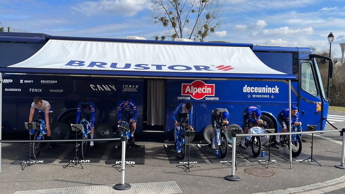 AlpecinPT's tweet photo. #ParisNice 🇫🇷
TTT-day coming up, with a slightly different format as the end time of the first rider will count.
In the meantime, our 7️⃣ riders started their warming-up, well covered by @brustor ☀️
#AlpecinDeceuninck #Brustor #BrustorGotYouCovered https://t.co/o7GP3Byinm