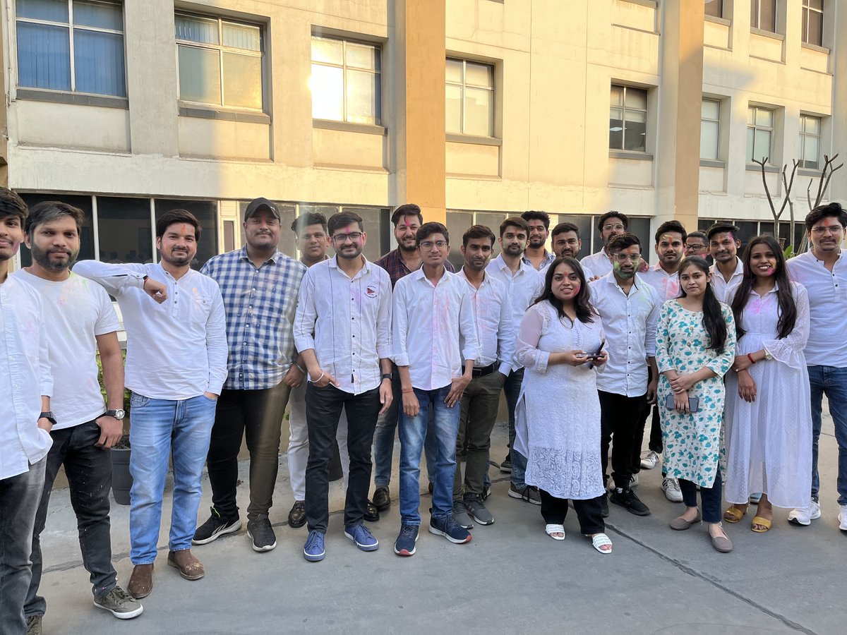 IWebServices's tweet image. It&apos;s time to put on your brightest colors and get ready for the celebration of colors - #Holi is here! Let&apos;s celebrate the vibrancy and joy of this festival of colors and spread love and harmony. 

#iWebServices

#holi2023 #festivalofcolors #officesholicelebration #holispecial