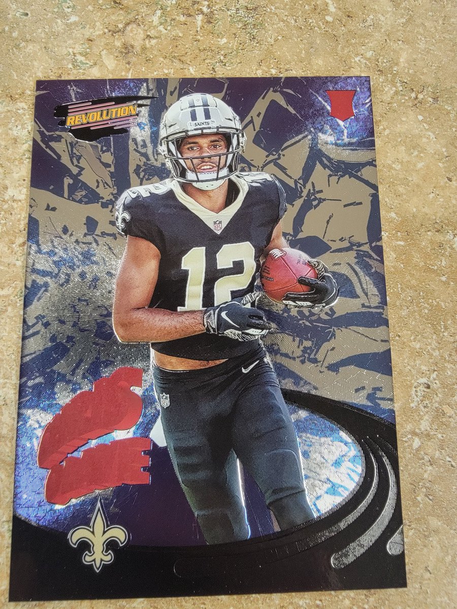 814CodeMan's tweet image. .@PaniniAmerica I think my card is missing something, the holofoil ... #sportscards #zenith #panini #2022ZenithFootball #errorcard #nfl #misprint #footballcards