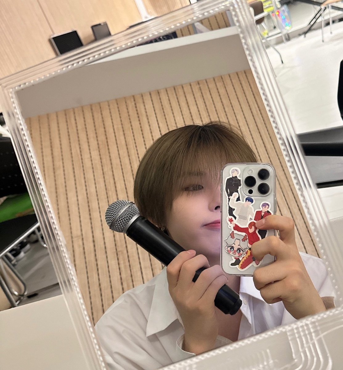 ElastBrazil's tweet photo. @ELASTofficial [📄] 08.03.2023 - Twitter Oficial do grupo

"Finalmente, o episódio do Hyuk's K-pop Medley do iKon Sunbaenim chegou 🎤!! Para o ELRING que ainda não viu, assista de novo~~~ 🎧🎧"
⠀
#엘라스트 #ELAST #원혁 #WONHYUK #ELAST_THRILL https://t.co/2HIaYnPXOt