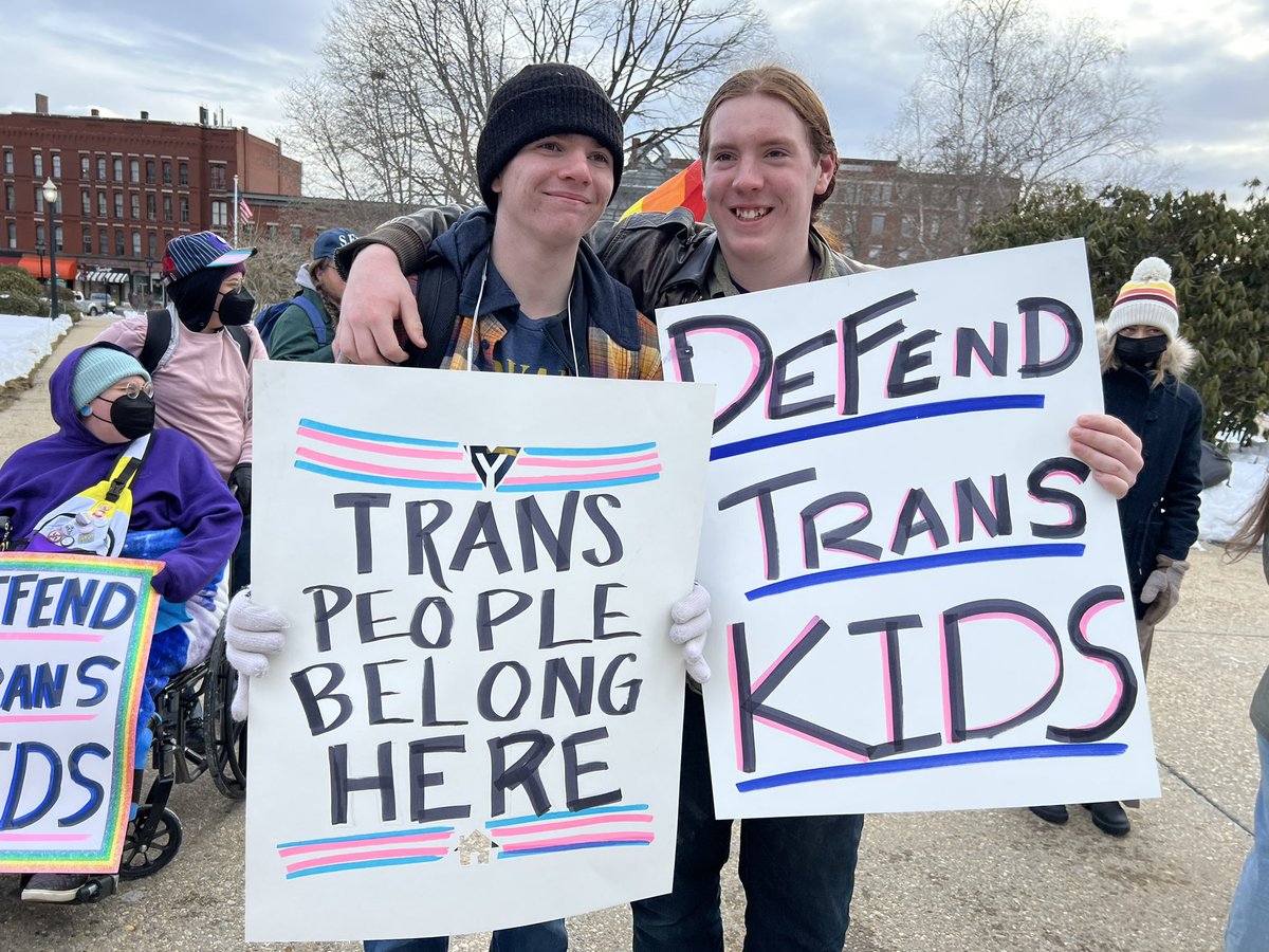 NH Democratic Party tweet media