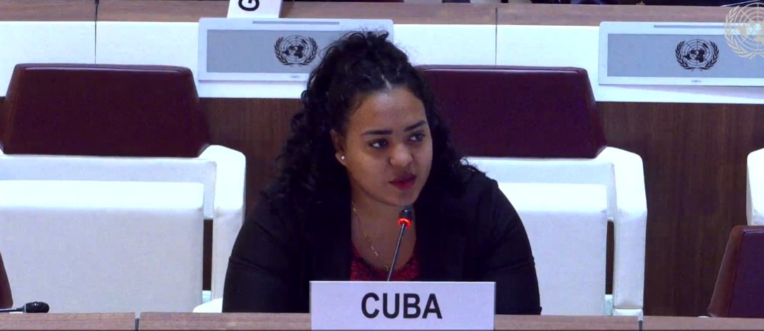 At the #GGEonLAWS #Cuba🇨🇺 reiterates that lethal autonomous weapons have limited ability to perceive the overall conflict environment and to adapt to unexpected changes and cannot effectively determine human intentions or comply with IHL. They must never decide on people's lives.
