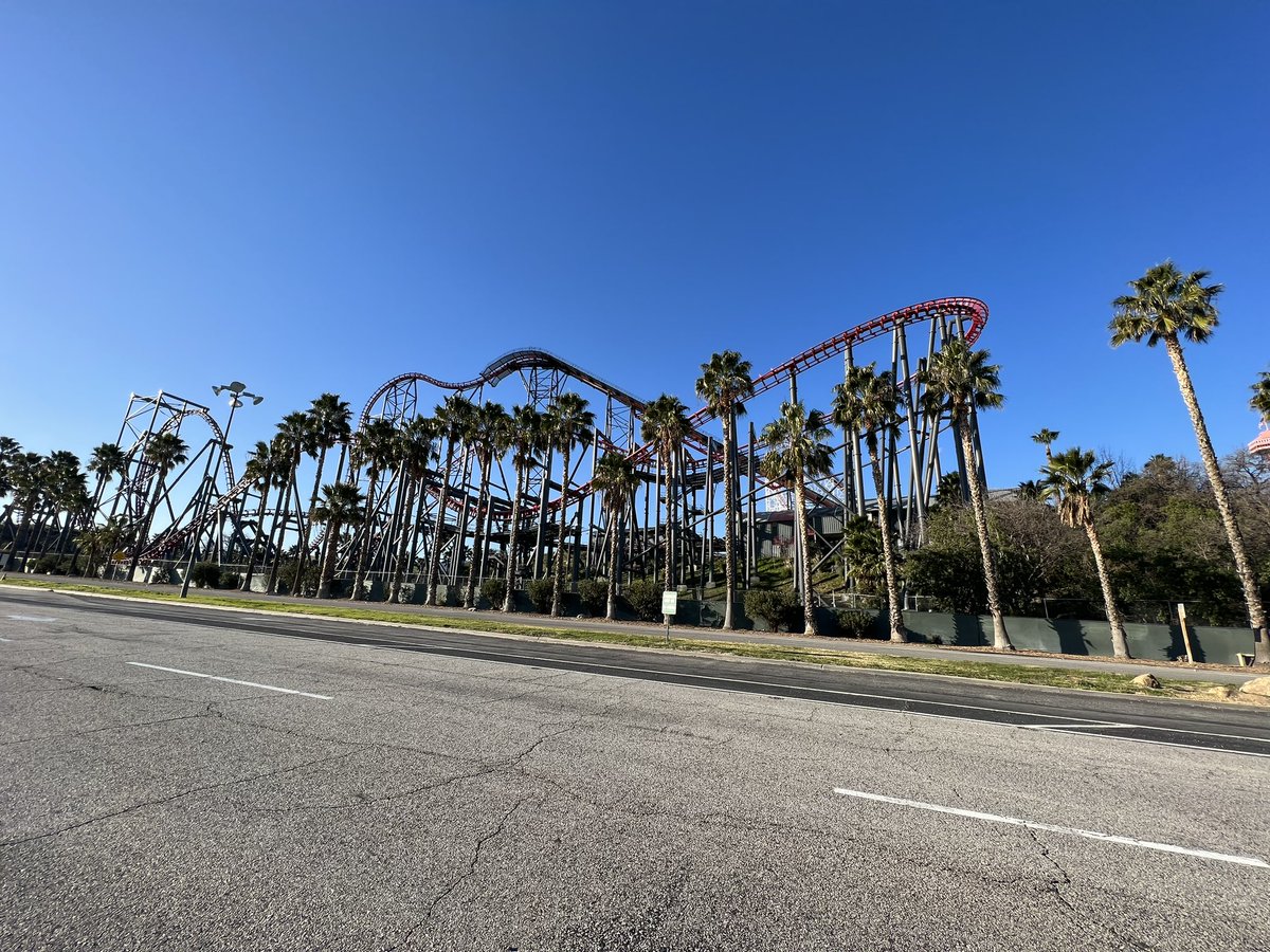 🎶Just another trainless Tuesday 🎶

🎢: X2
📍: <a href="/SFMagicMountain/">Six Flags Magic Mountain</a> 

#trainlesstuesday #sixflagsmagicmountain