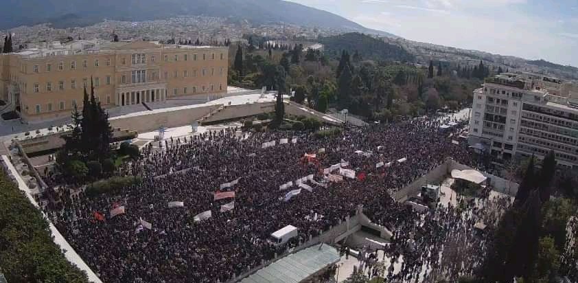 DystopiaContra's tweet photo. Φωτογραφίες από τη συγκέντρωση στις 05/03.
Δεν ήταν ΔΥΣΤΥΧΗΜΑ, ήταν (μια ακόμα...) ΚΡΑΤΙΚΗ ΔΟΛΟΦΟΝΙΑ.

https://t.co/ZIDP9rTu9U https://t.co/FjyfVz21Up