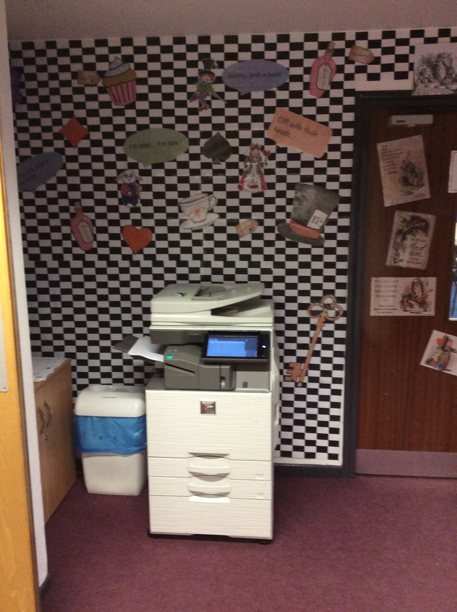 CroftAcademy's tweet photo. When reading and creativity marry together, the results are endless! #reading #rfp #readingforpleasure #primaryschool #creativity @ElliotFndtn https://t.co/ZxQP3hc5vz
