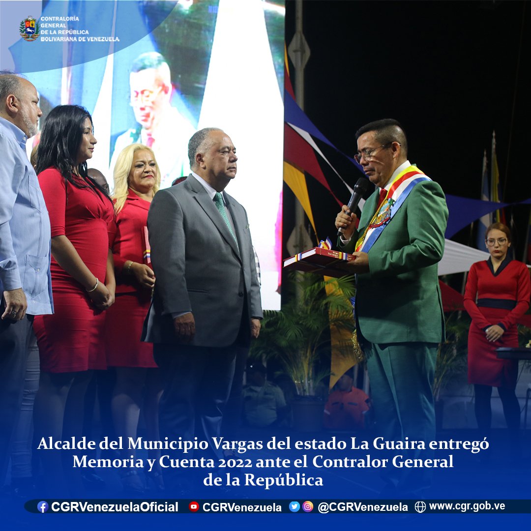 Haciendo cumplir la legislación venezolana, el alcalde Bolivariano del Municipio Vargas, Cnel. José Manuel Suárez Maldonado, entregó Memoria y Cuenta 2022 ante el Contralor General de la República, Elvis Amoroso.
bit.ly/3SYAcnZ