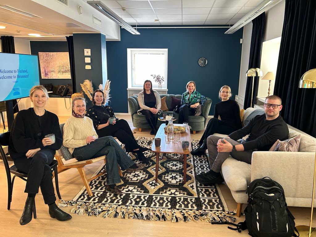 brunnencomms's tweet photo. K-v putiikkiverkostomme @PRBoutiquesIntl kokous Hgissä. Osa maista Teamsissa. ”Our aim is to build trust, not selling products by the help pf campaigns.” Lähdemme vahvistamaan yhteisöämme samalla lailla ajattelevilla strategisilla toimistoilla. #vaikuttavuus #viestintä #yhteisö https://t.co/MD8T0DrBlL
