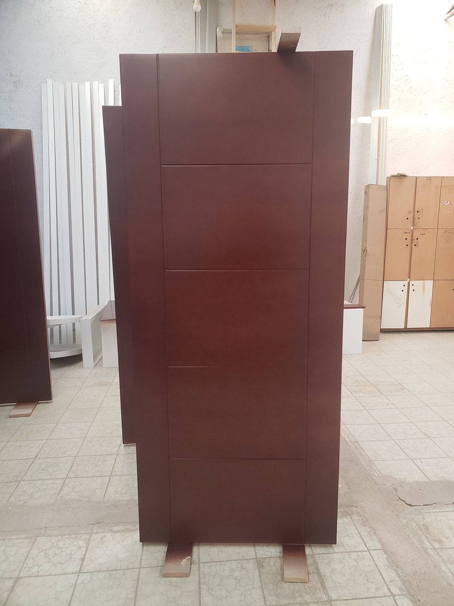 gurrolacarp's tweet photo. Vamos avanzando en este proyecto, pasamos a la parte superior de casa para instalar puertas en cuartos!!!

Gracias por su confianza!!! https://t.co/4IMC0f6ZcE