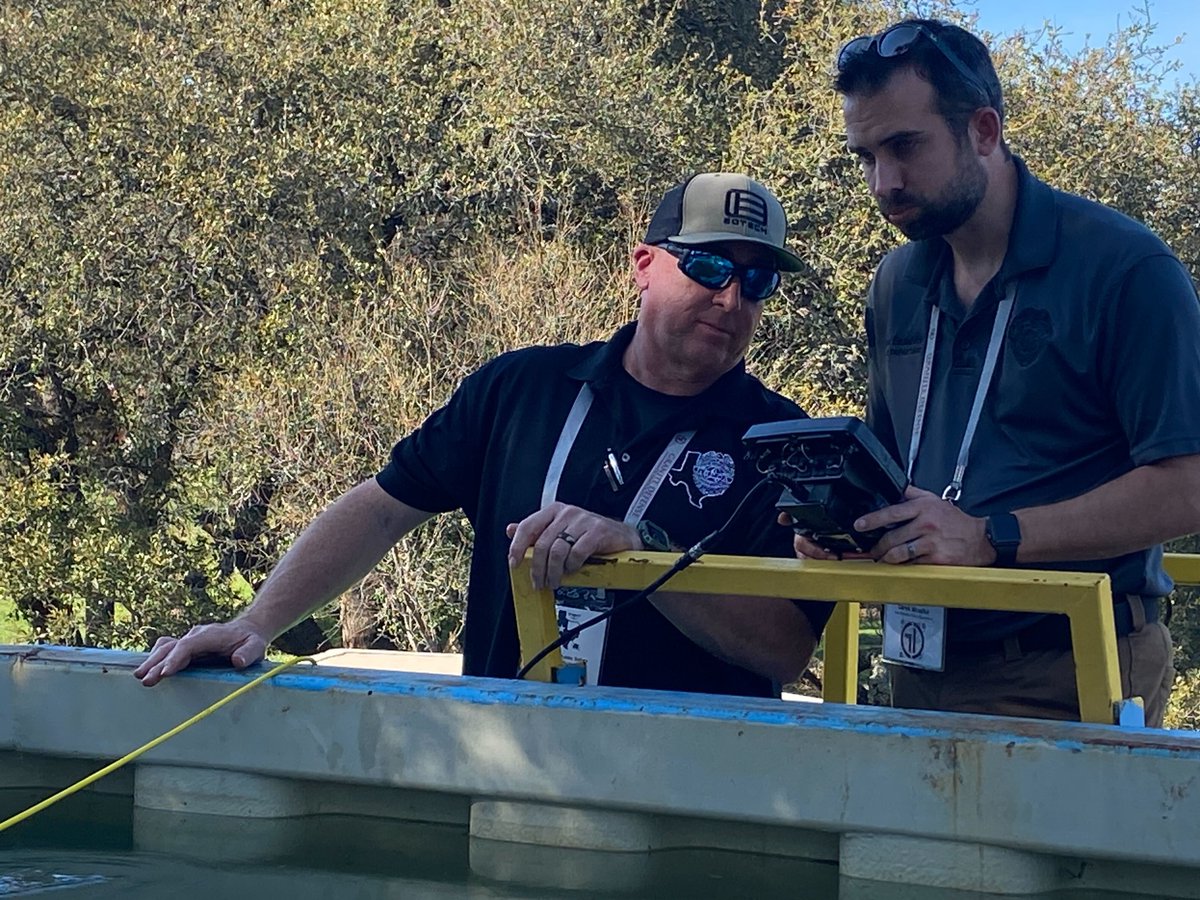 deeptrekker's tweet image. Getting some hands-on time with our robots at Texas Public Safety Robotics Summit in Burnet, Texas, March 6-9.

#TXPSRobots #DeepTrekker #ROV #robotics #Texas #robots #safety