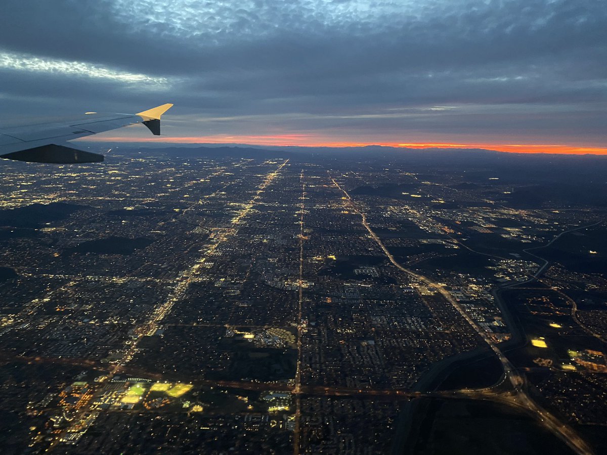 Bye bye #RootsTech2023 beautiful skies on flight out of Salt Lake City - & thx to people for all the help, advice, feedback and fun #genealogy