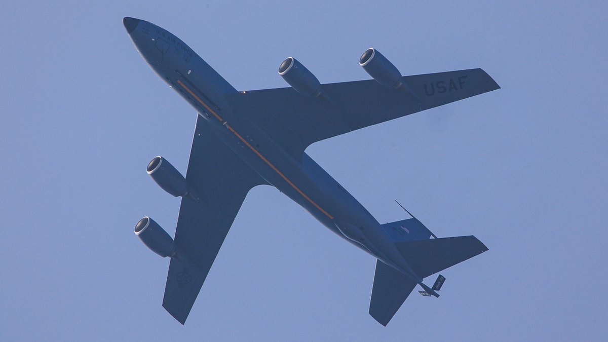 eos40is's tweet photo. 横田基地 15:03 RWY18↗︎
KC-135R 59-1492
AMC 141ARW
無印🍜 エアボーン👋
#YokotaAB #RAMEN21 https://t.co/kC3pql7qPz