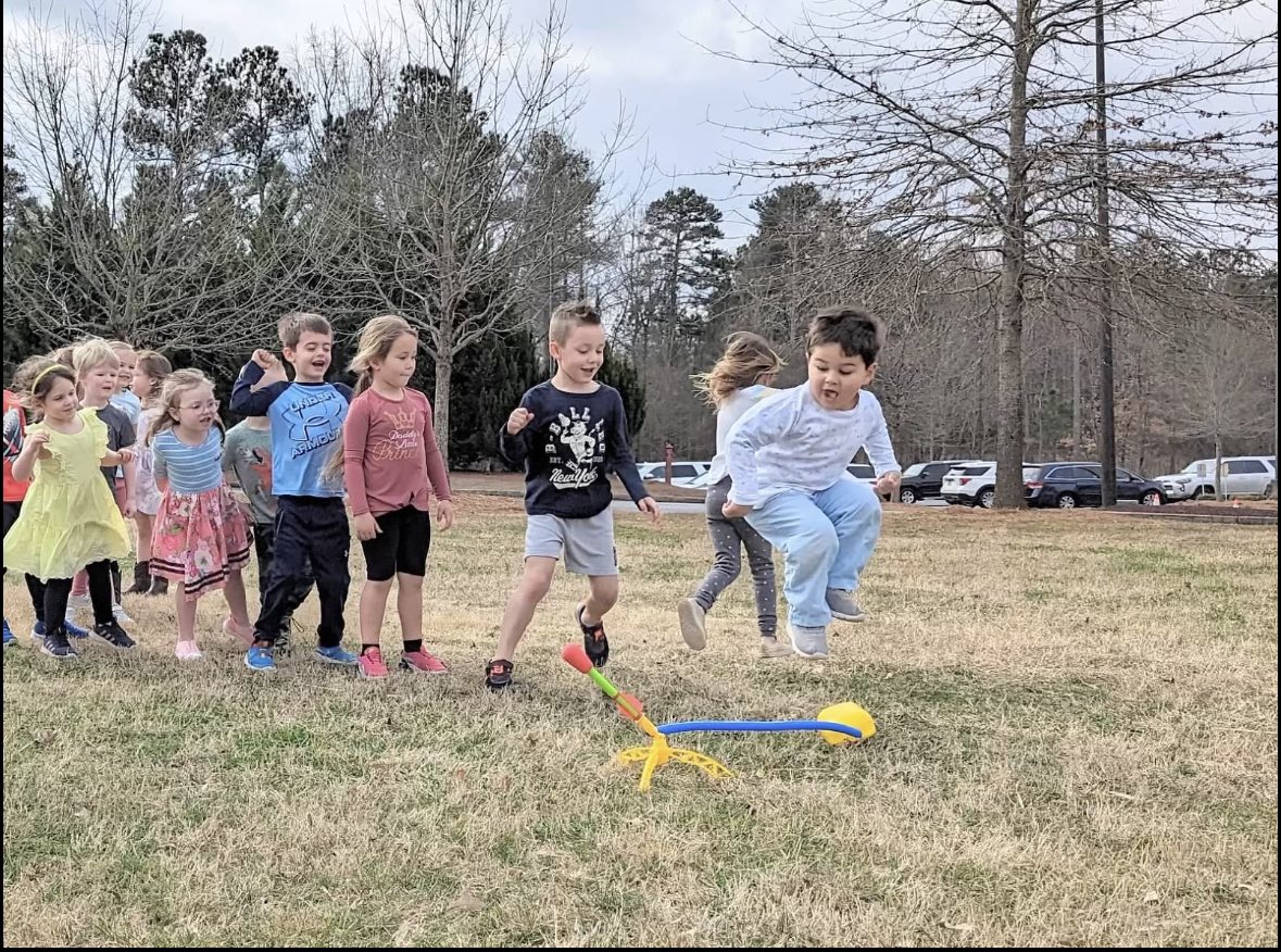 Coach_Gill56's tweet photo. Happy 5th Birthday to my boy! Unbelievably proud to be his dad! #Family #TimeforCake

🎂🎉🥳🎁‼️‼️‼️ https://t.co/tBGRZGrqQA